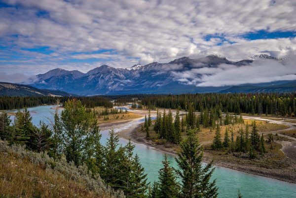 (Canada)-(Jasper National Park)-(To show Canadas beauty)